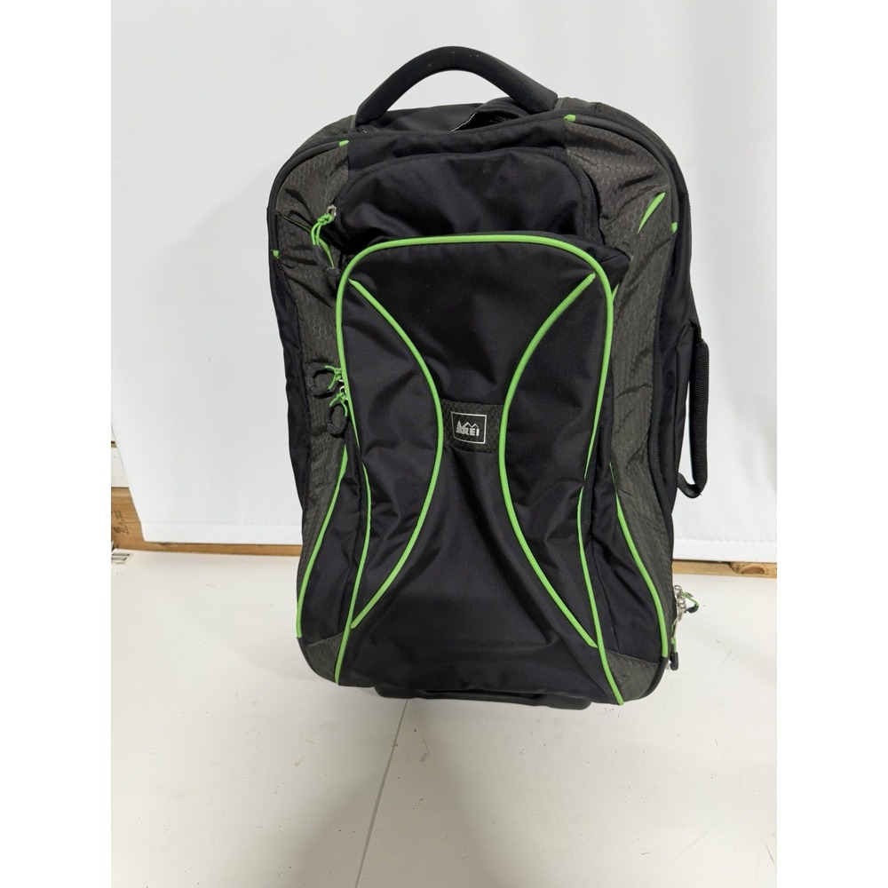 REI Co-op Sport Beast Wheeled Luggage - 22 Seems Unused! Fast Shipping